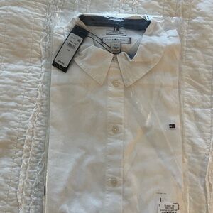 Tommy Hilfiger Men's Classic White Button Down Shirt
